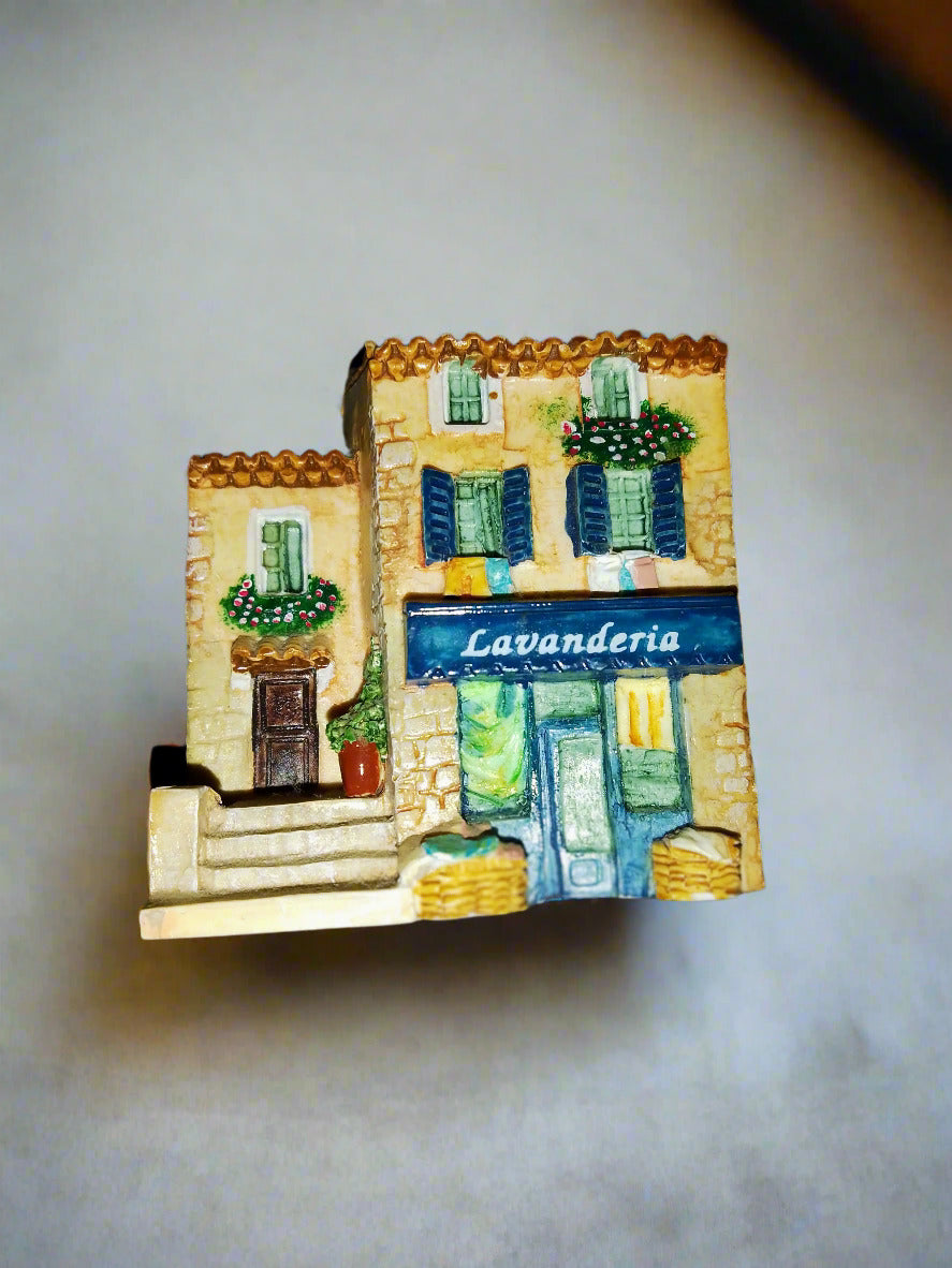 Miniature House Lavanderia Italy Statue